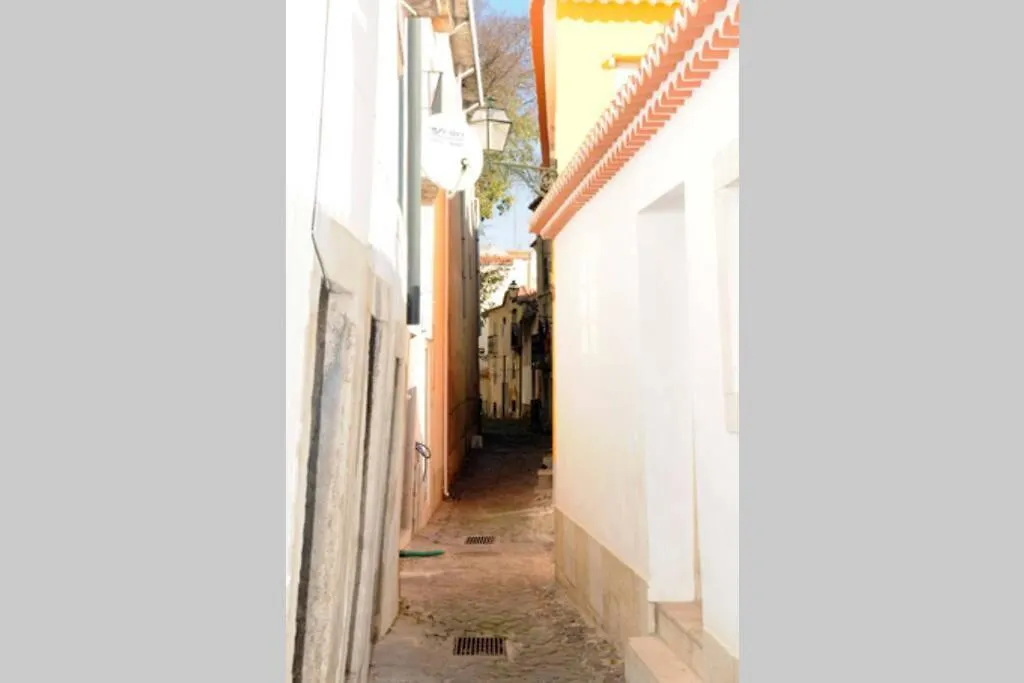 Inloveapartments - Duplex At Alfama Lisbon Apartment